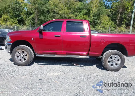 2015 Ram 2500 St z USA, uszkodzony, nr VIN 3C6UR5CL3FG593939